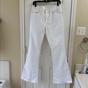 Frame Denim Le High Flare white jeans. Preowned but never worn
